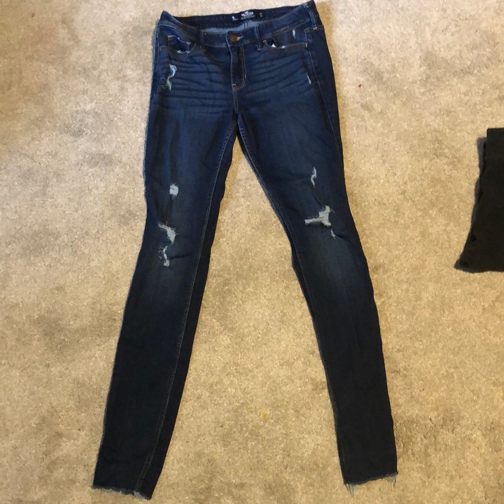 Hollister Low-Rise Supper Skinny Jeans